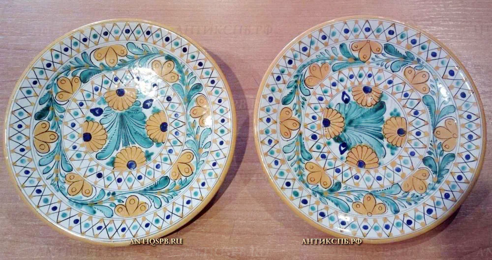 Тарелки декоративные керамические. SKM. Словакия. Перв. пол. ХХ века. №18721.1
